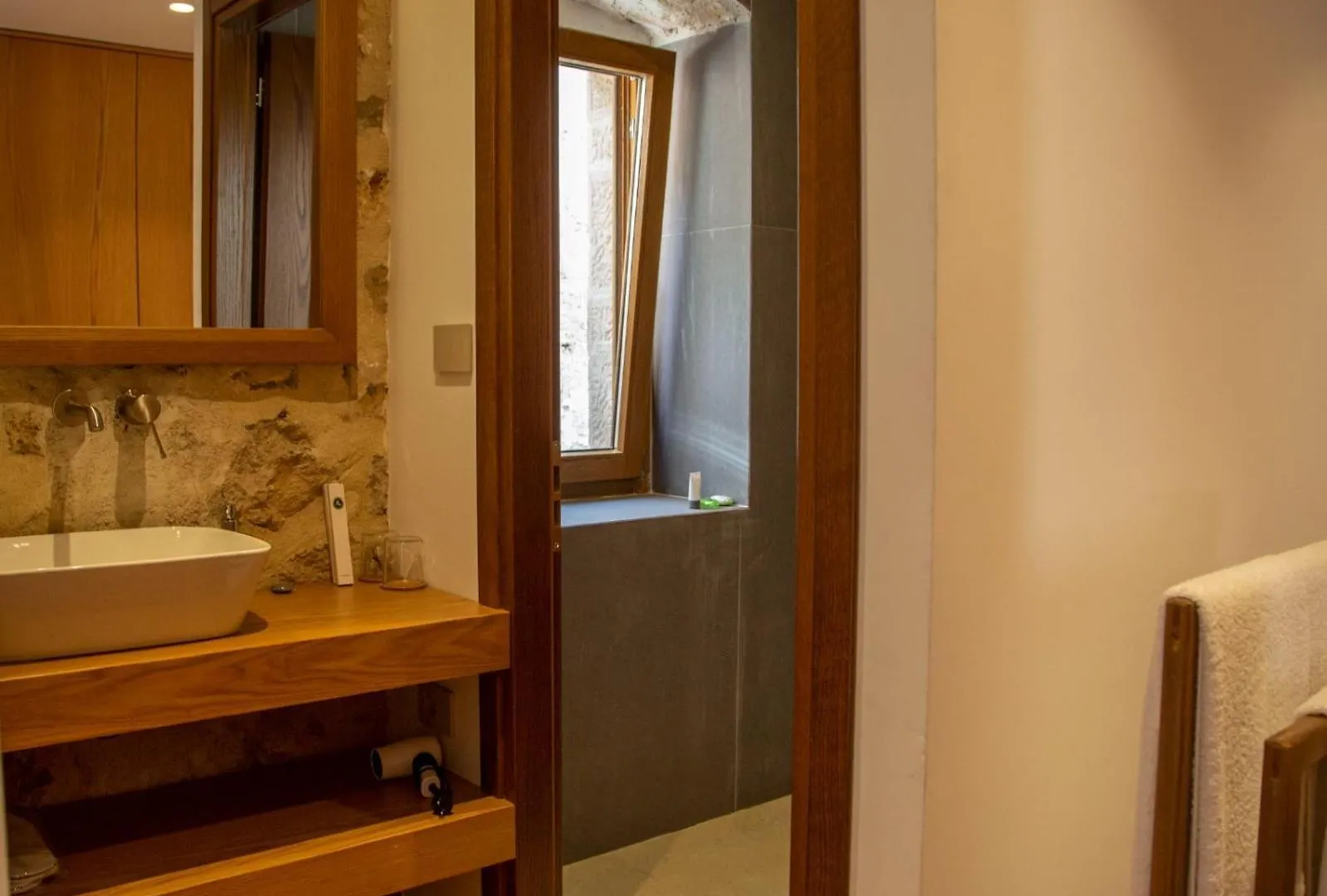 Zoe Hora Hotel Dhermi 0*,  Albania
