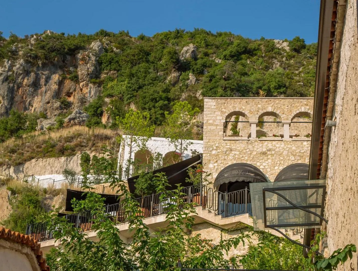 Zoe Hora Hotel Dhermi 0*,  Albania